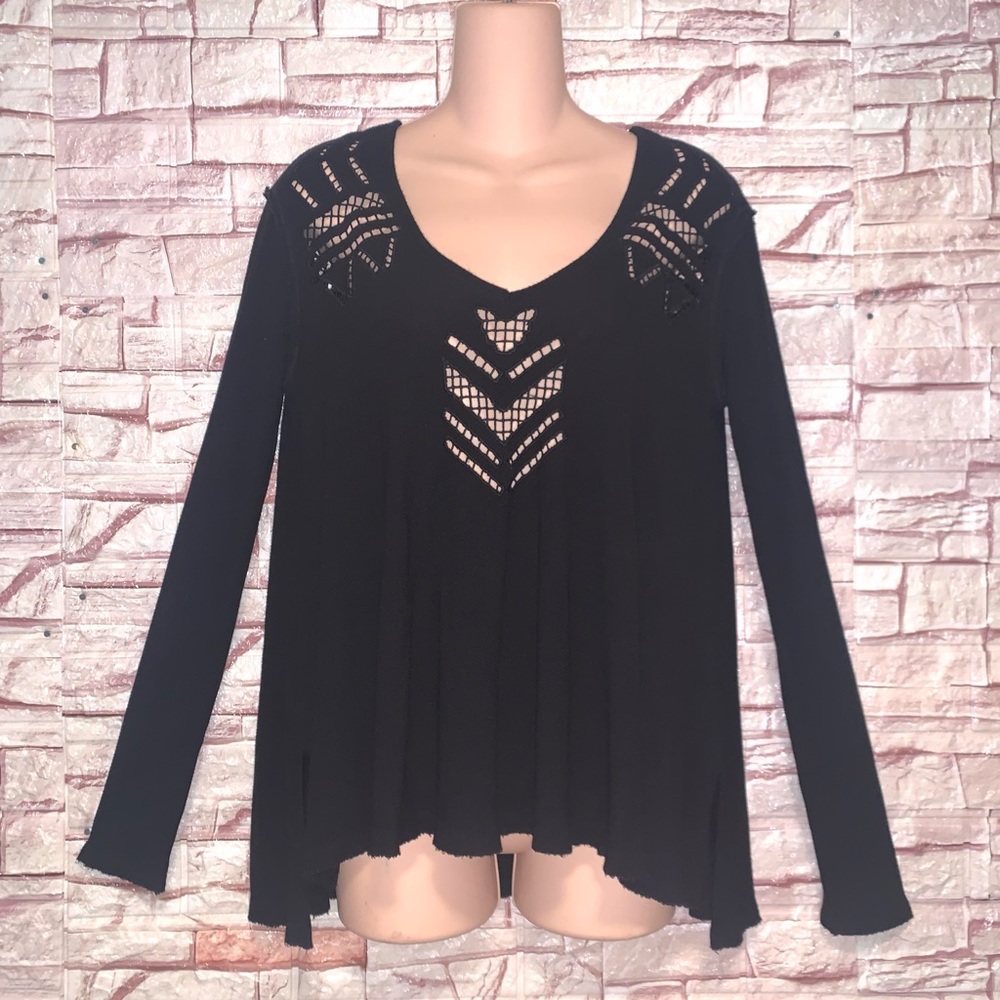 We the Free Free People Black Crochet Top Long Sleeve Raw Hem S/P Oversized EUC
